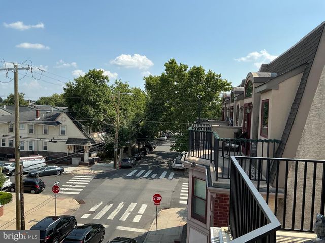 2440 S 19TH ST, Philadelphia, PA 19145