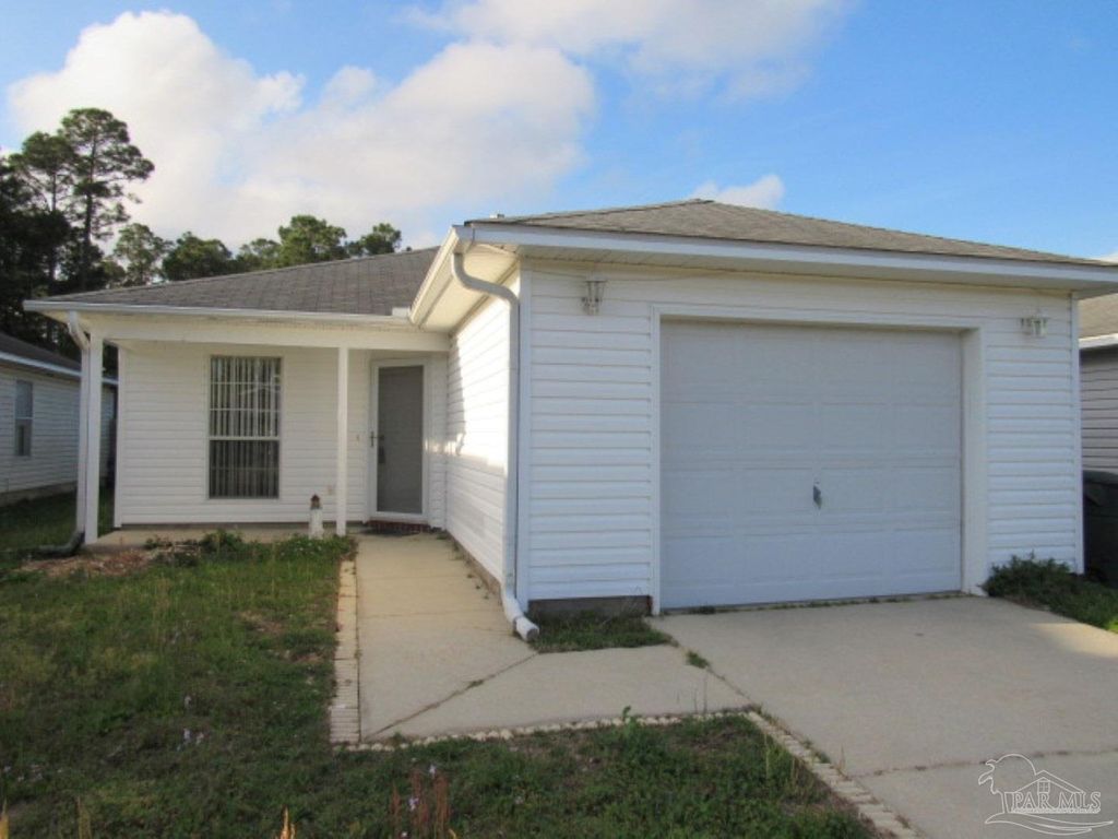 2018 Marquesas Ln, Pensacola, FL 32506