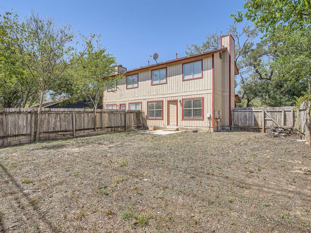9105 Japonica CT A, Austin, TX 78748