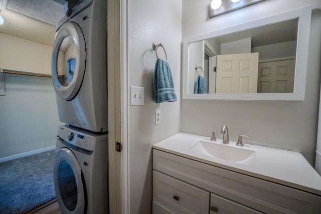 3271 W Willow Court, Clifton, CO 81520