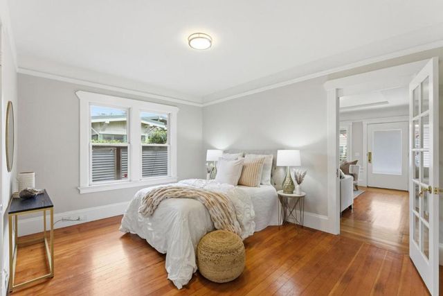 221 Hudson Street, Redwood City, CA 94062