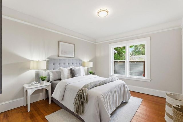 221 Hudson Street, Redwood City, CA 94062