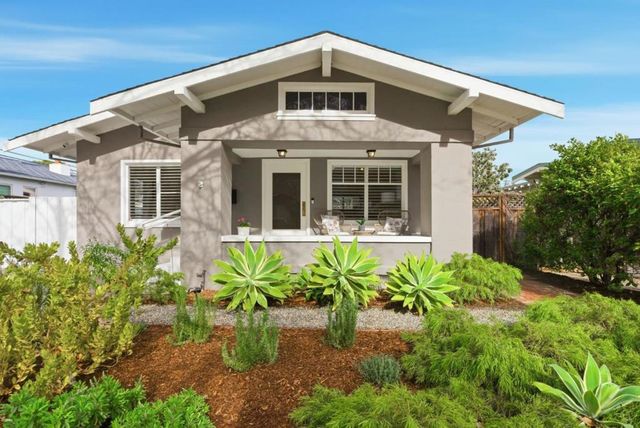 221 Hudson Street, Redwood City, CA 94062