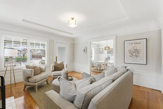 221 Hudson Street, Redwood City, CA 94062