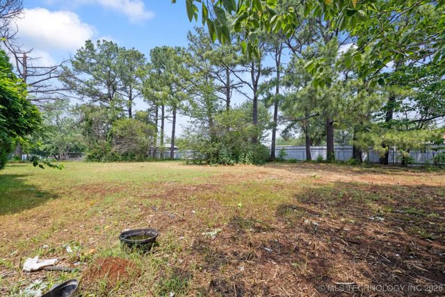 83 Oak Street, Durant, OK 74701