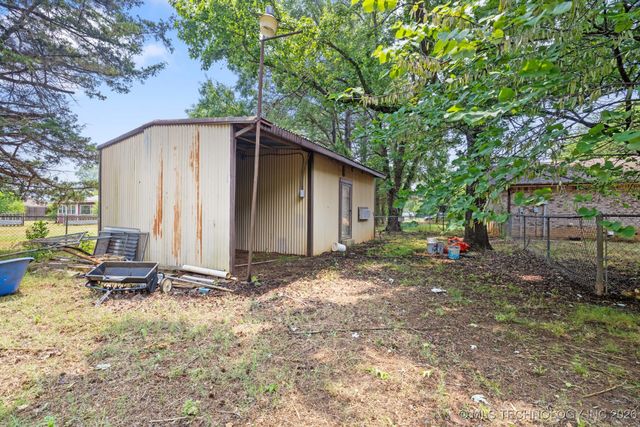 83 Oak Street, Durant, OK 74701