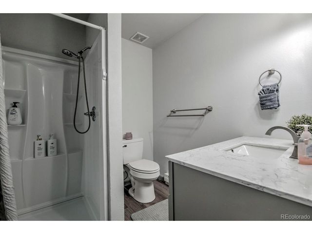 250 Cove Blvd 3, Dillon, CO 80435