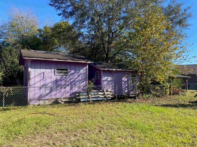 65 Mathews Street, Fort Valley, GA 31030