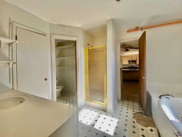 65 Mathews Street, Fort Valley, GA 31030