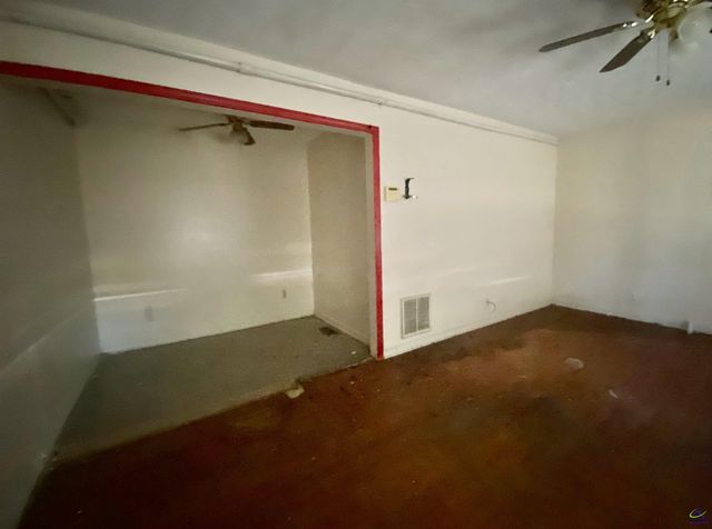 65 Mathews Street, Fort Valley, GA 31030