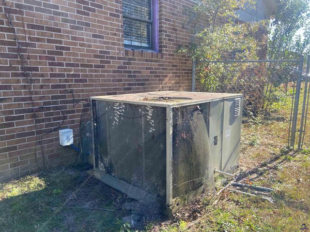 65 Mathews Street, Fort Valley, GA 31030