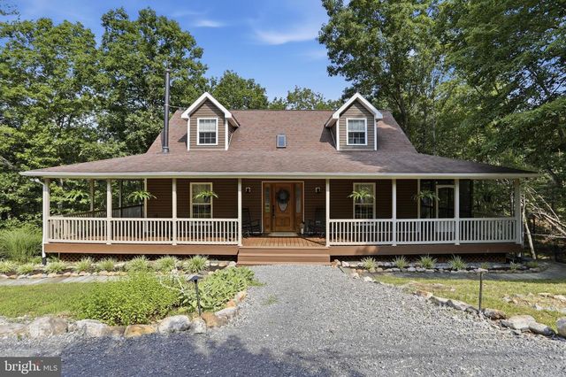 370 HEMLOCK CT, Paw Paw, WV 25434