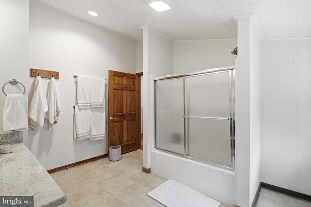 370 HEMLOCK CT, Paw Paw, WV 25434