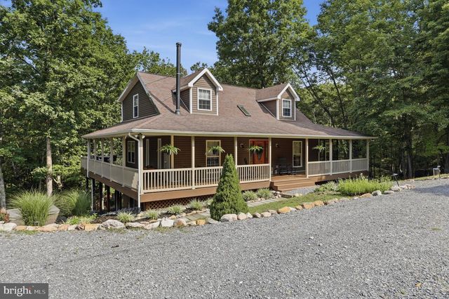 370 HEMLOCK CT, Paw Paw, WV 25434