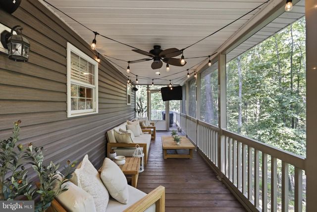 370 HEMLOCK CT, Paw Paw, WV 25434