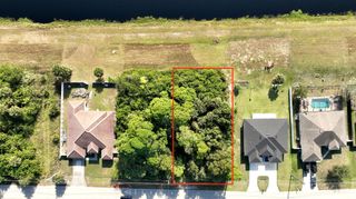 850 SW Sultan Drive, Port St Lucie, FL 34953