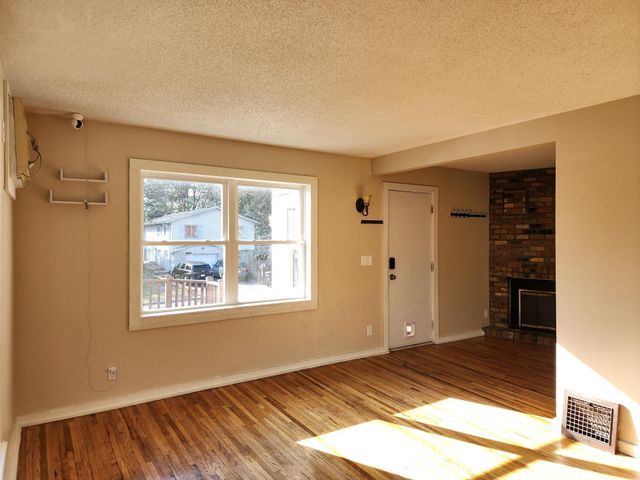 1544 Duluth Street, Saint Paul, MN 55106