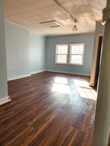 1544 Duluth Street, Saint Paul, MN 55106