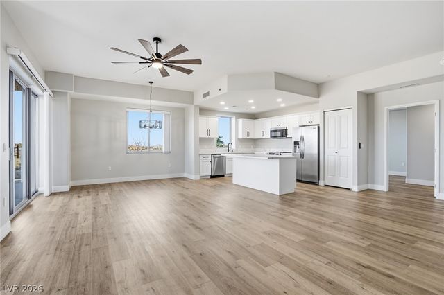 8255 Las Vegas Boulevard 201, Las Vegas, NV 89123