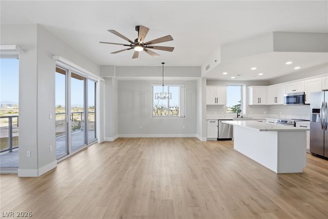 8255 Las Vegas Boulevard 201, Las Vegas, NV 89123