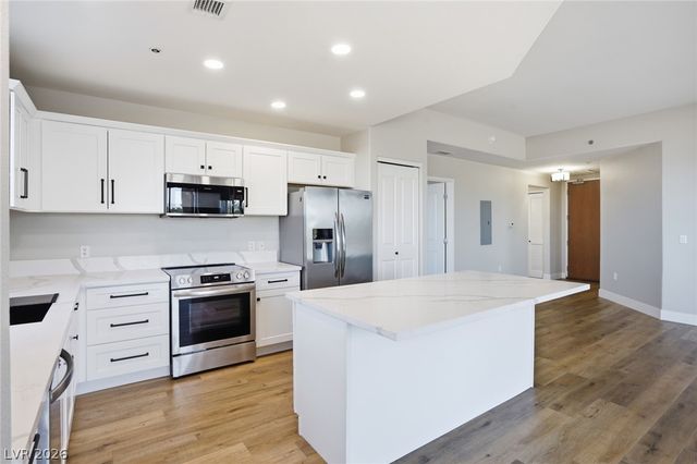 8255 Las Vegas Boulevard 201, Las Vegas, NV 89123