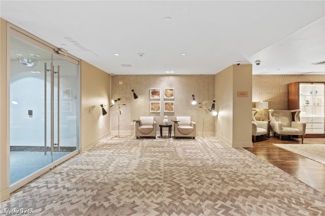 8255 Las Vegas Boulevard 201, Las Vegas, NV 89123