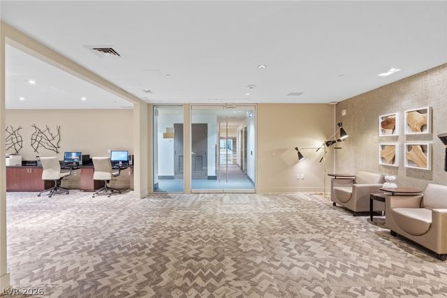 8255 Las Vegas Boulevard 201, Las Vegas, NV 89123