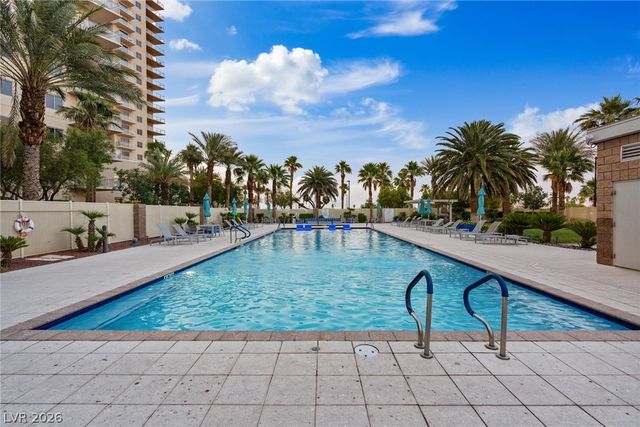 8255 Las Vegas Boulevard 201, Las Vegas, NV 89123