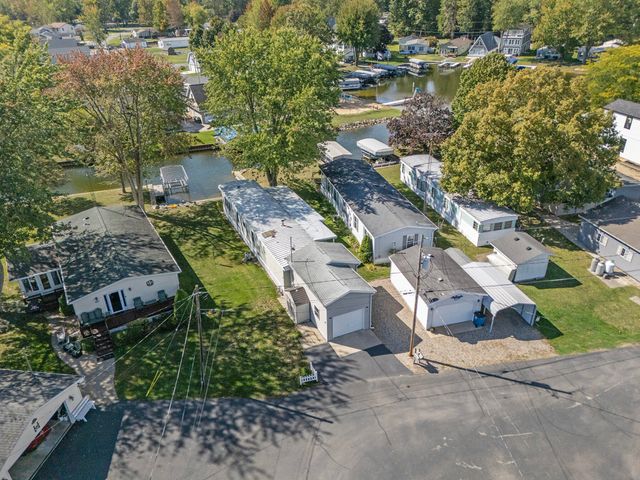 565 Willow Drive, Coldwater, MI 49036