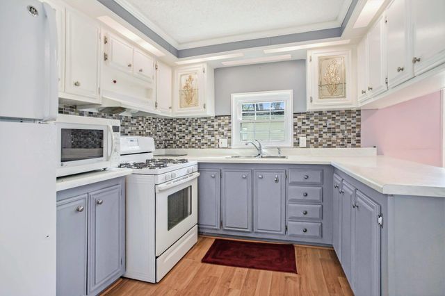 565 Willow Drive, Coldwater, MI 49036