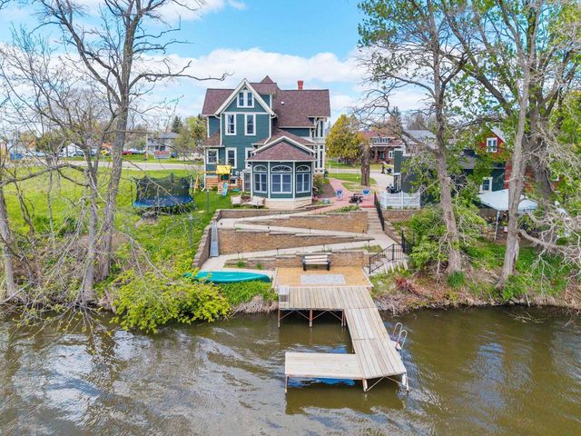 560 Water Avenue, Hillsboro, WI 54364