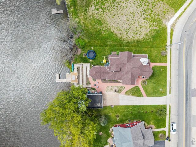 560 Water Avenue, Hillsboro, WI 54364
