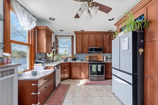 560 Water Avenue, Hillsboro, WI 54364