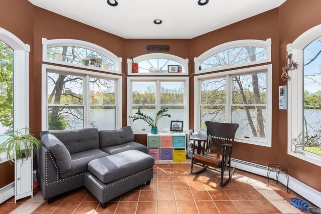 560 Water Avenue, Hillsboro, WI 54364