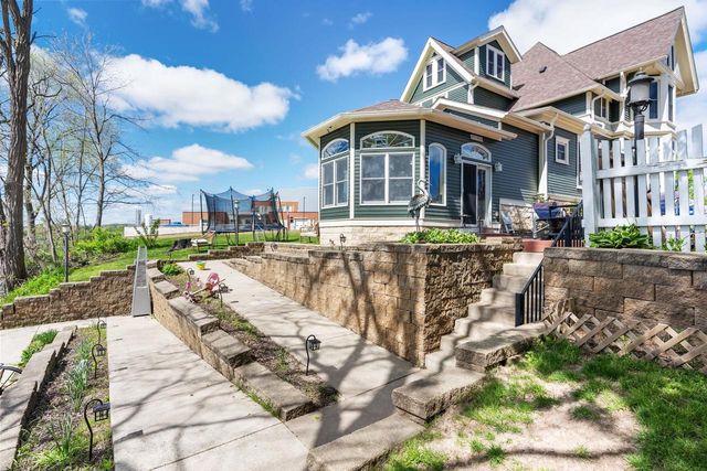 560 Water Avenue, Hillsboro, WI 54364
