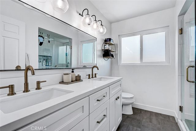 1917 Nelson Avenue E, Redondo Beach, CA 90278