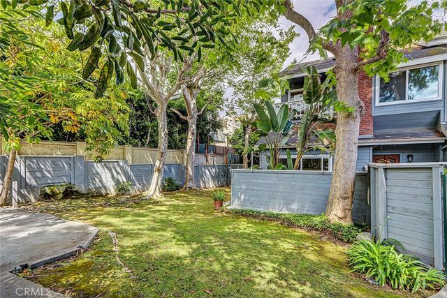 1917 Nelson Avenue E, Redondo Beach, CA 90278