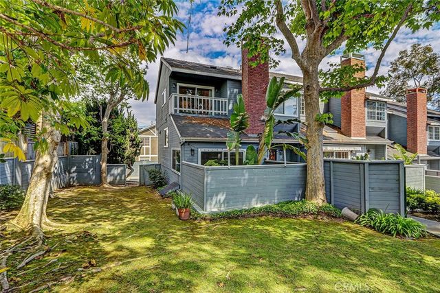 1917 Nelson Avenue E, Redondo Beach, CA 90278