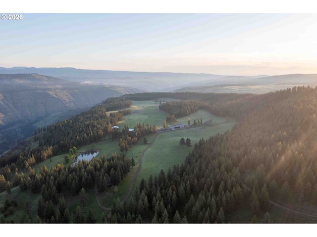 83584 TROY Rd, Wallowa, OR 97885