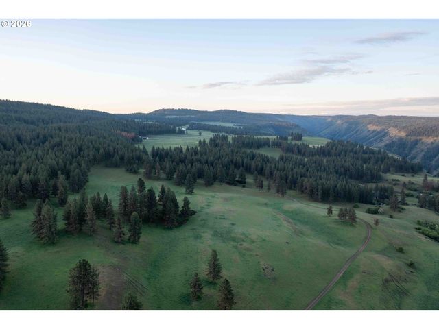 83584 TROY Rd, Wallowa, OR 97885