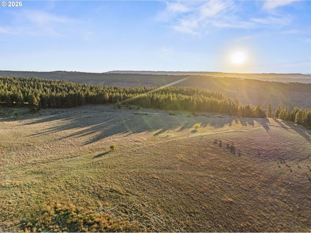 83584 TROY Rd, Wallowa, OR 97885