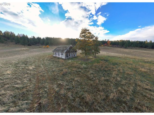 83584 TROY Rd, Wallowa, OR 97885