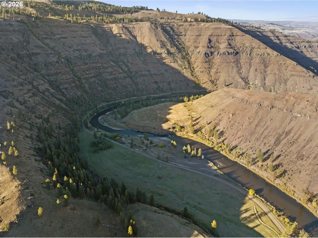 83584 TROY Rd, Wallowa, OR 97885
