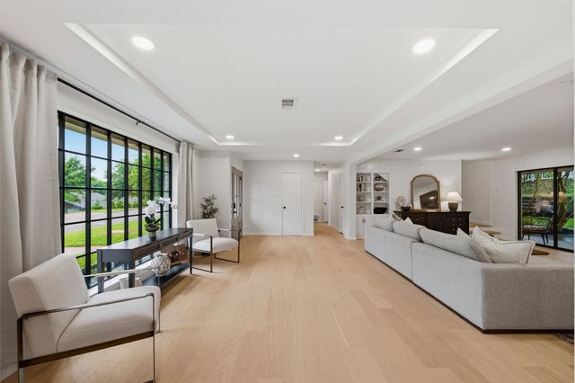 7054 Tamarack Road, Fort Worth, TX 76116