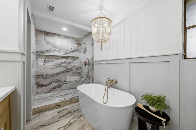 7054 Tamarack Road, Fort Worth, TX 76116