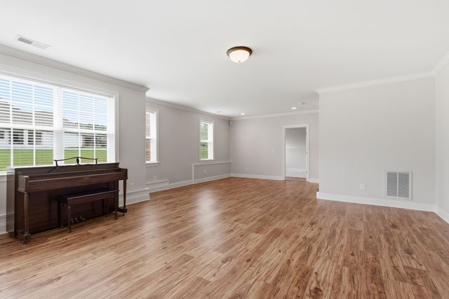 2083 Autumn Ridge Way, Spring Hill, TN 37174