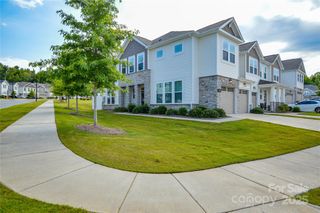 15609 Little Bluestem Street, Charlotte, NC 28278