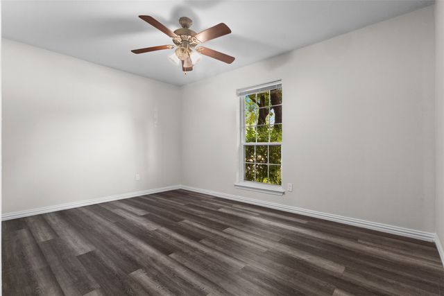 1065 Sunset Circle, Garland, TX 75040