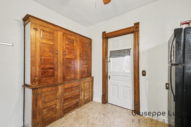 314 Fuller Avenue SE, Grand Rapids, MI 49506