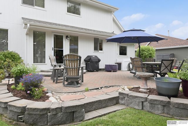 2128 Liberty Lane, Papillion, NE 68133